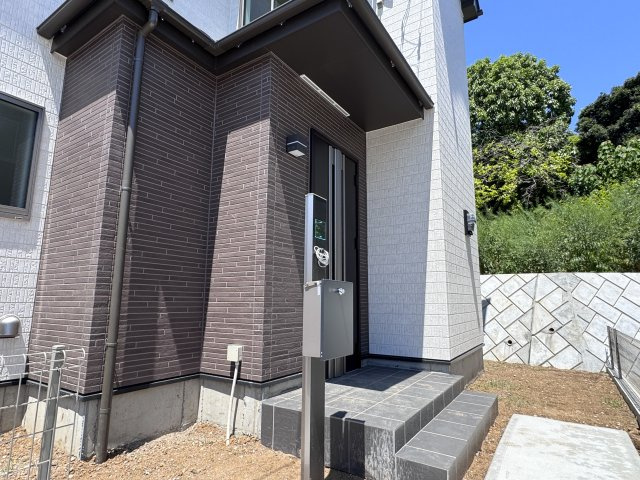 柏市大室新築戸建のエントランス|エントランス・玄関ポーチ