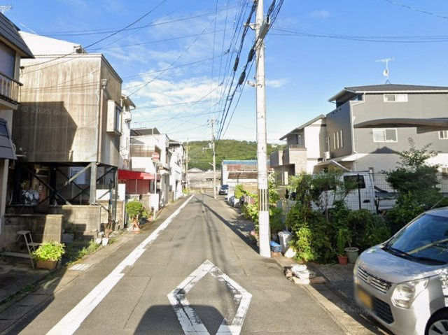 【前面道路含む現地写真】 | 山科区川田菱尾田　中古テラスハウス（賃貸オーナーチェンジ）