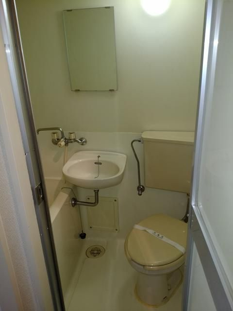 グローリア初穂大島Ⅱの浴室