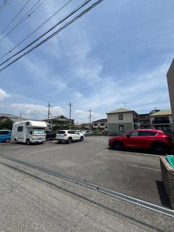 Ｃａｓａ　Ｖｅｒｄｅ甲東園の駐車場