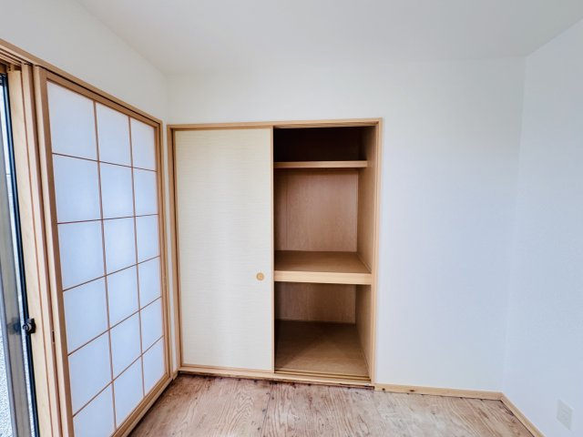 松戸市東平賀新築戸建（第３東平賀）の収納|4.5帖和室押し入れ