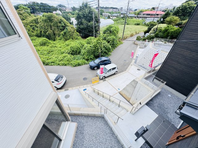 松戸市東平賀新築戸建（第３東平賀）の展望|寝室前バルコニーより道路側眺望