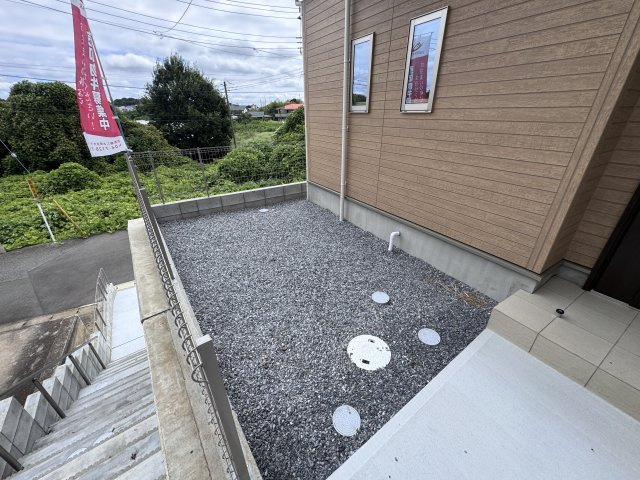松戸市東平賀新築戸建（第３東平賀）の庭|東側庭スペース