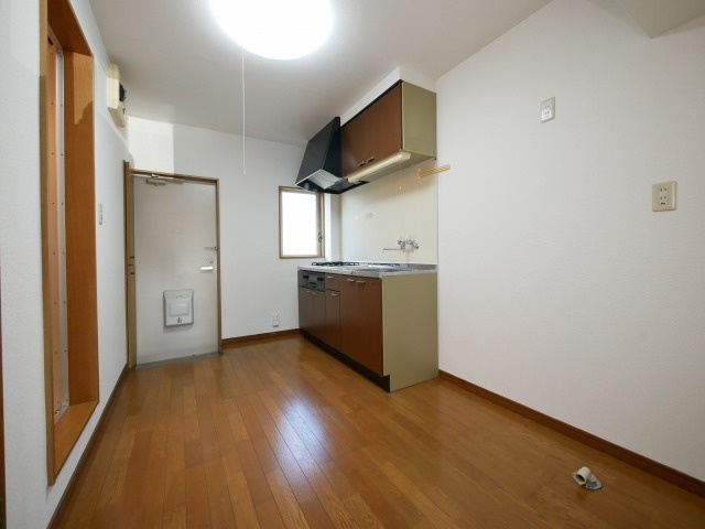 太宰府市石坂１丁目のアパートの居間・リビング|別号数タイプ