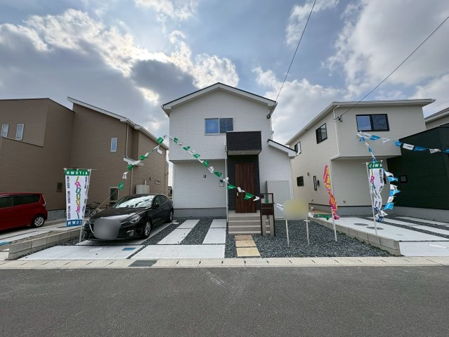 行橋市東泉　(新築一戸建て)の外観|駐車場並列3台！！
【行橋市　新築一戸建て】