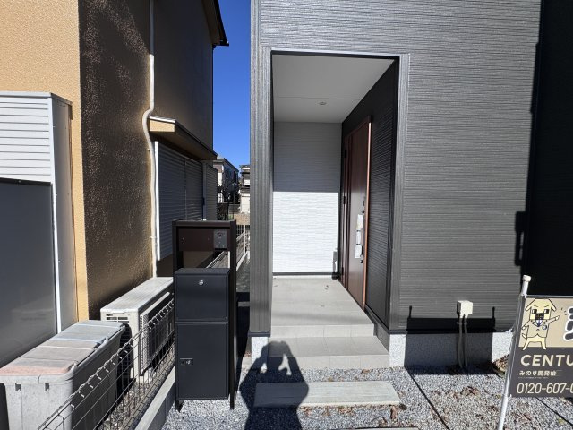 柏市酒井根６丁目新築戸建のエントランス|エントランス・玄関ポーチ