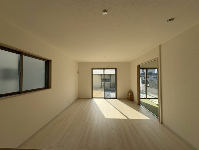 【居間・リビング】の画像