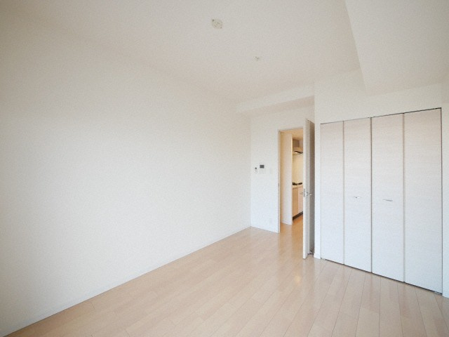 大阪市北区中津７丁目の賃貸マンションの居間・リビング