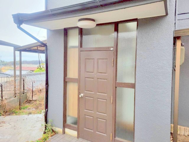 矢田町戸建のエントランス