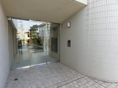 【エントランス】 | ニューサンライズ南春日丘