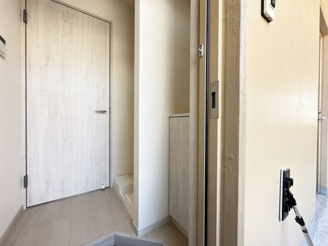 フィットハイム青柳の玄関