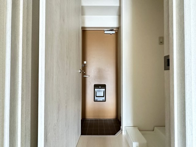 フィットハイム青柳の玄関