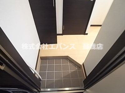 【玄関】 | ブライトヒルズ新宿 | ゆったりとした玄関です