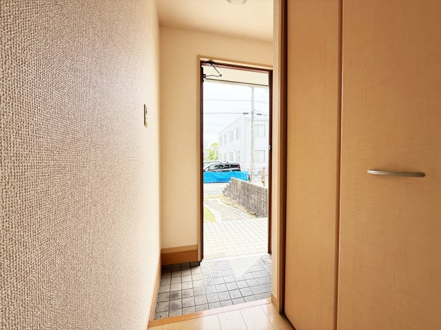 ディアコート札場 C棟の玄関