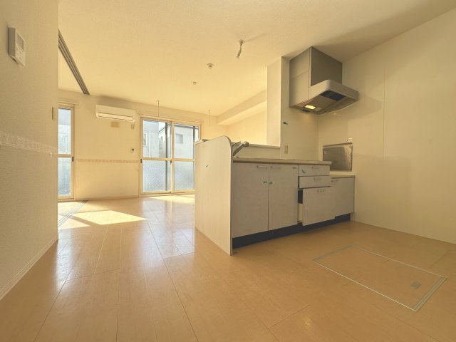 リビングタウン薊野の居間・リビング