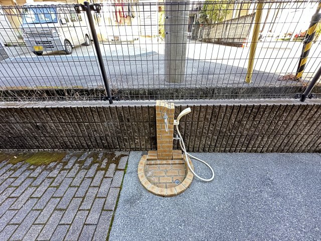 リビングタウン薊野の庭