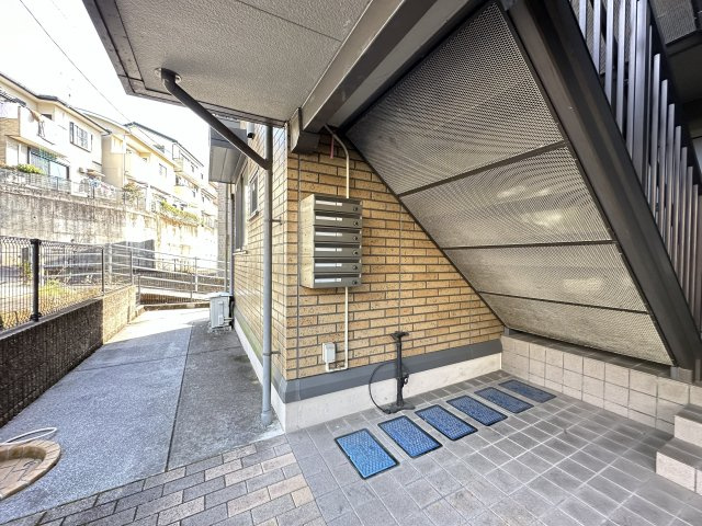 リビングタウン薊野のエントランス