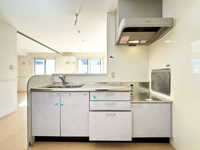 リビングタウン薊野のキッチン