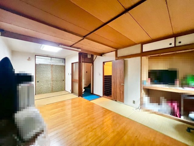 住吉橋町1丁目　中古戸建の洋室|1階洋室は広々としています♪