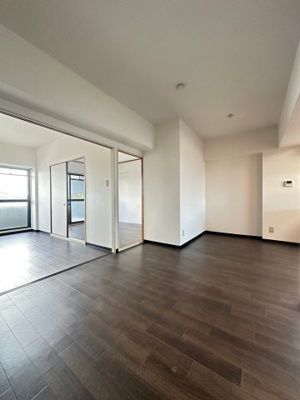 【洋室】 | パセオ摂津I