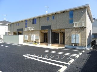 広島市安佐北区亀山１丁目のアパートの外観