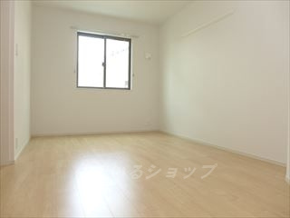 広島市安佐北区亀山１丁目のアパートの寝室|ウォークインクローゼットあり