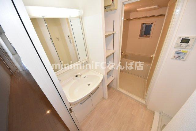 オーシャン松屋町の洗面所