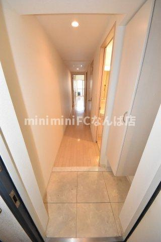 オーシャン松屋町の玄関