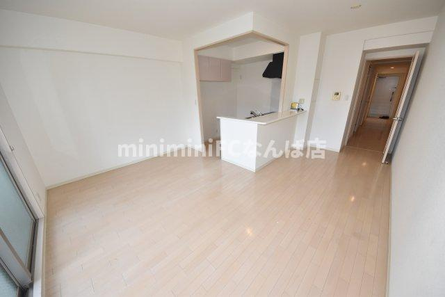 オーシャン松屋町の居間・リビング