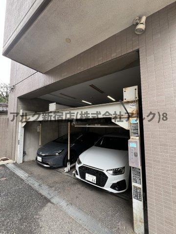 ガラ・シティ笹塚の駐車場
