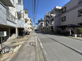 【前面道路含む現地写真】