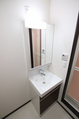 【独立洗面台】 | Glanz深井