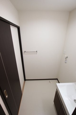 【洗面所】 | Glanz深井