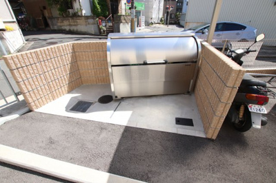 【その他共用部分】 | Glanz深井 | 敷地内ゴミ捨場