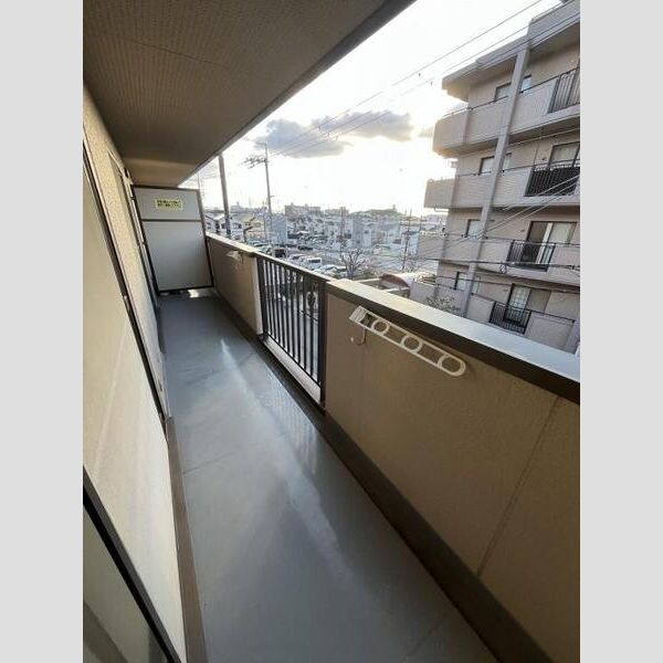 エステートサカイのバルコニー