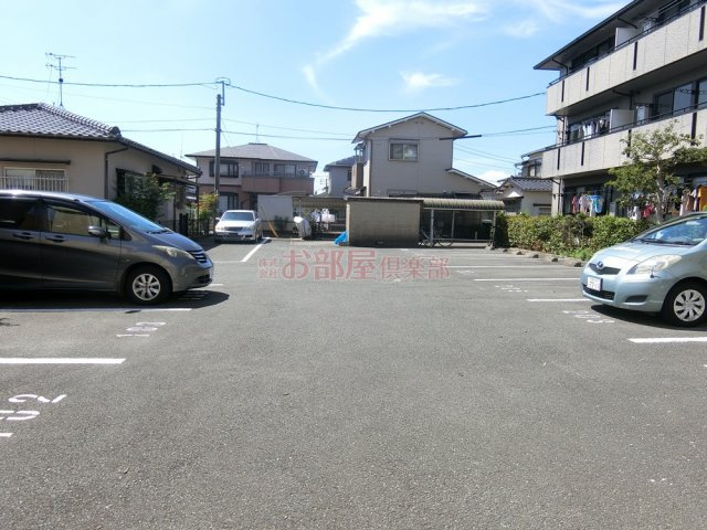 レイクヒルKASAの駐車場|駐車スペースもあります