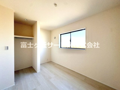 【子供部屋】 | 豊川豊橋市高洲町 58期 新築一戸建て 2号棟 | お子さんのお部屋にいかがでしょうか