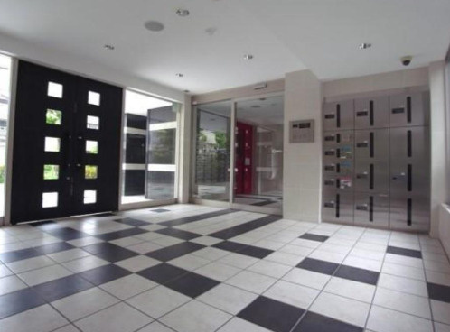 ル・リオン東向島のロビー