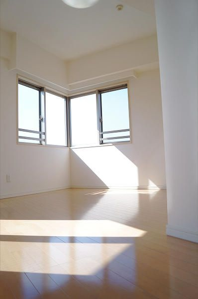 ル・リオン東向島の居間・リビング