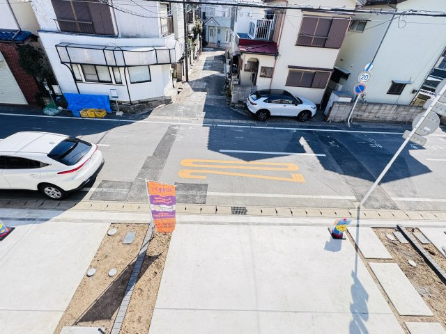 松戸市栄町８丁目新築戸建【旭町小学校：5分】の展望|バルコニーより道路側眺望・南向きで日当たり良好♪