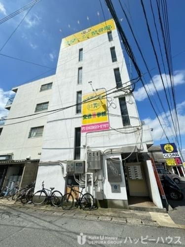 三角マンションの外観|外観写真