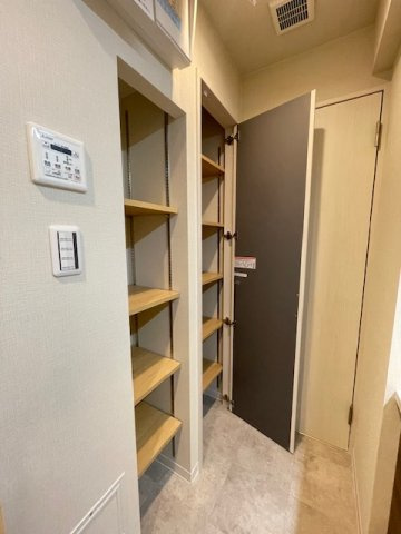 サンクレイドルレヴィール池袋の収納