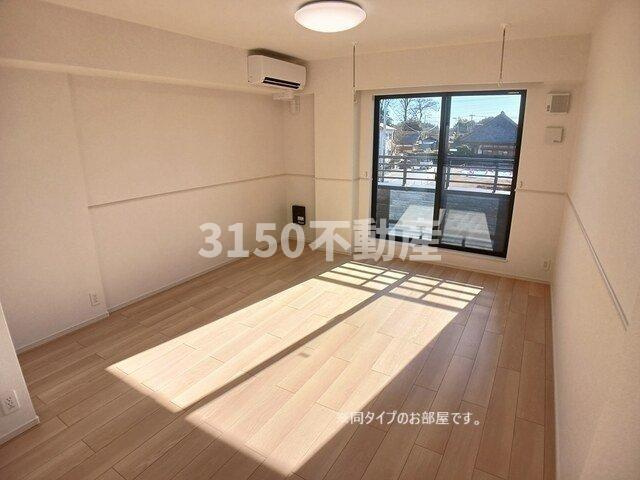 コントレイルの居間・リビング