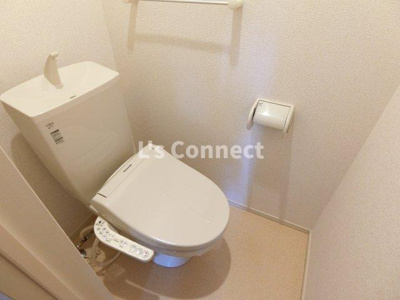 【トイレ】 | エクセレントⅠ | 温水洗浄便座付きのトイレ。