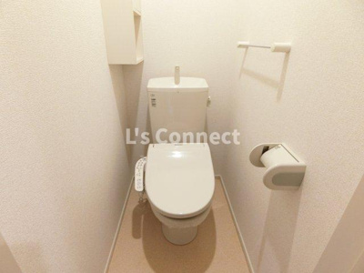 【トイレ】 | ベル・モンドＫ | 温水洗浄便座付きのトイレ。