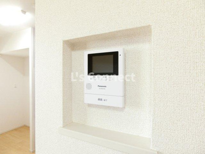 【セキュリティ】 | ベル・モンドＫ | 突然の来客もＴＶモニターホンでしっかり確認。