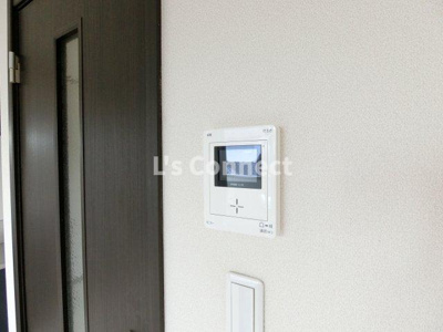 【セキュリティ】 | カーサセレステ | 突然の来客時もＴＶモニターホンでしっかり確認。