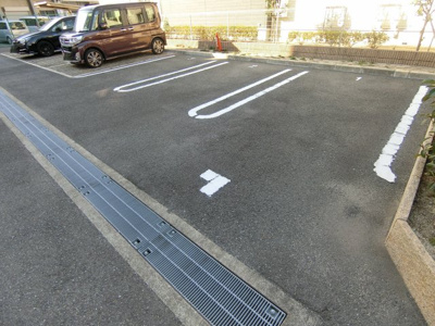 【駐車場】 | ローズコート