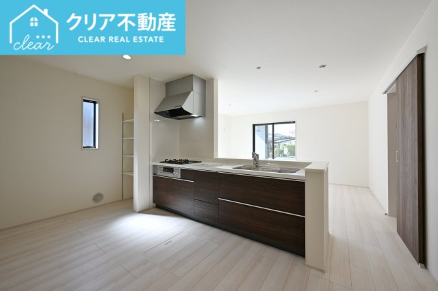 【キッチン】 | 館林第1広内町　リーブルガーデン | 対面タイプならキッチン内にいながらご家族やお客様との会話が楽しめます