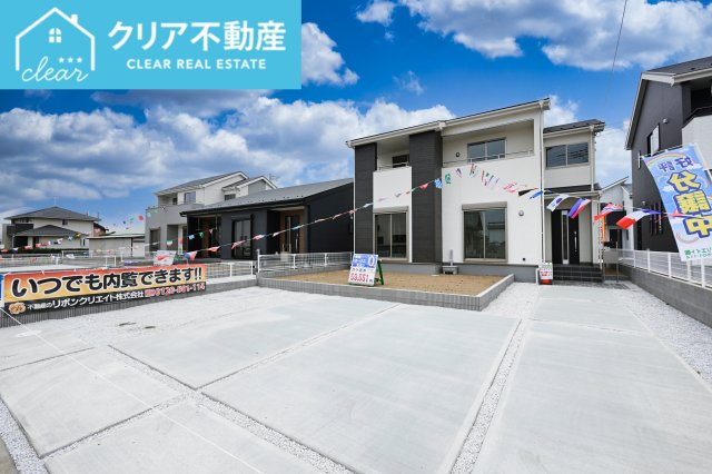 【駐車場】 | 太田第14下田島町 リーブルガーデン | 並列３台駐車可能なゆとりのカースペース！